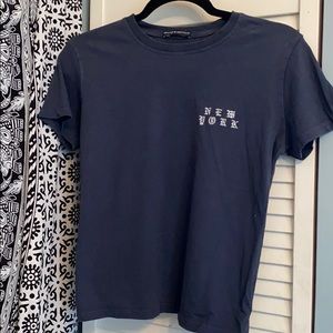 Brandy Melville t-shirt